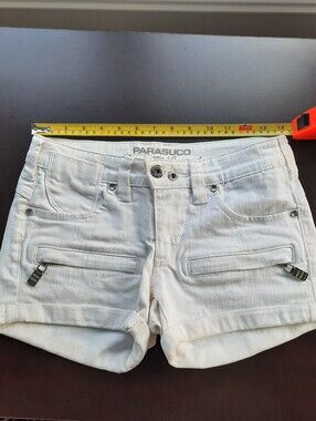 Parasuco White Denim Women's Cargo-Style Cuffed Shorts